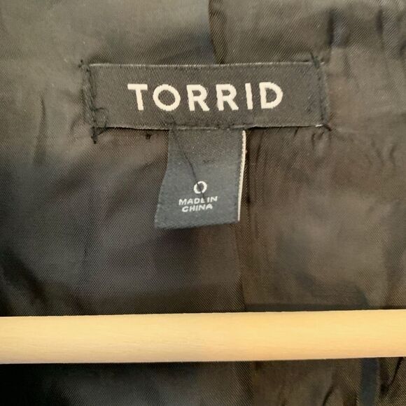 Torrid Black Open Front Jacket Size 0 - Picture 3 of 3